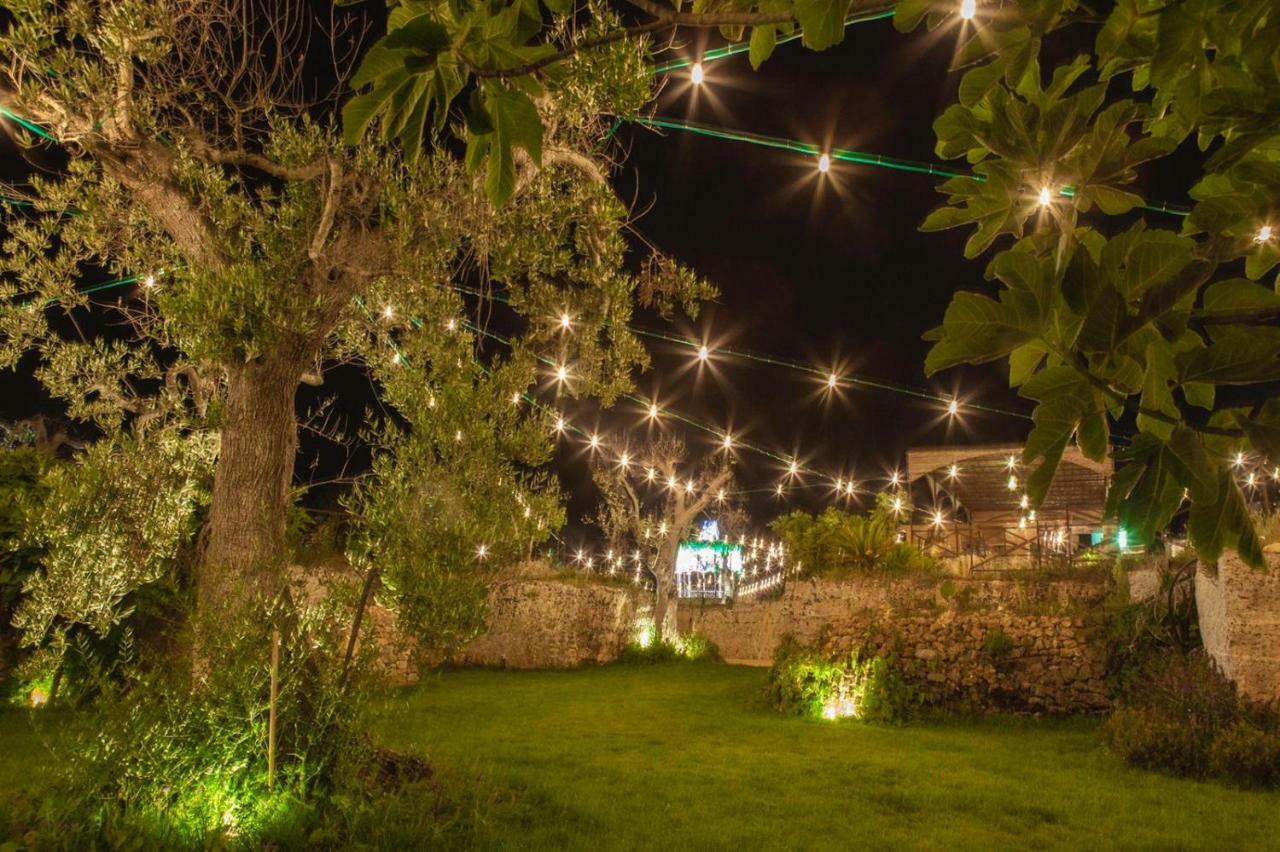 Agriturismo Li Calizzi Arte E Natura Novoli Extérieur photo