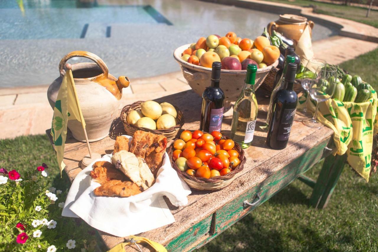 Agriturismo Li Calizzi Arte E Natura Novoli Extérieur photo